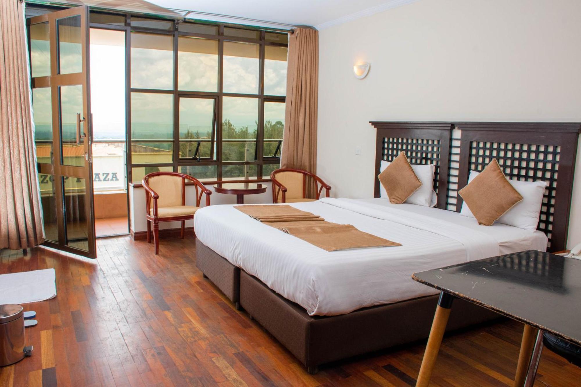 Cranes Suites Hotel Kitale Exterior photo