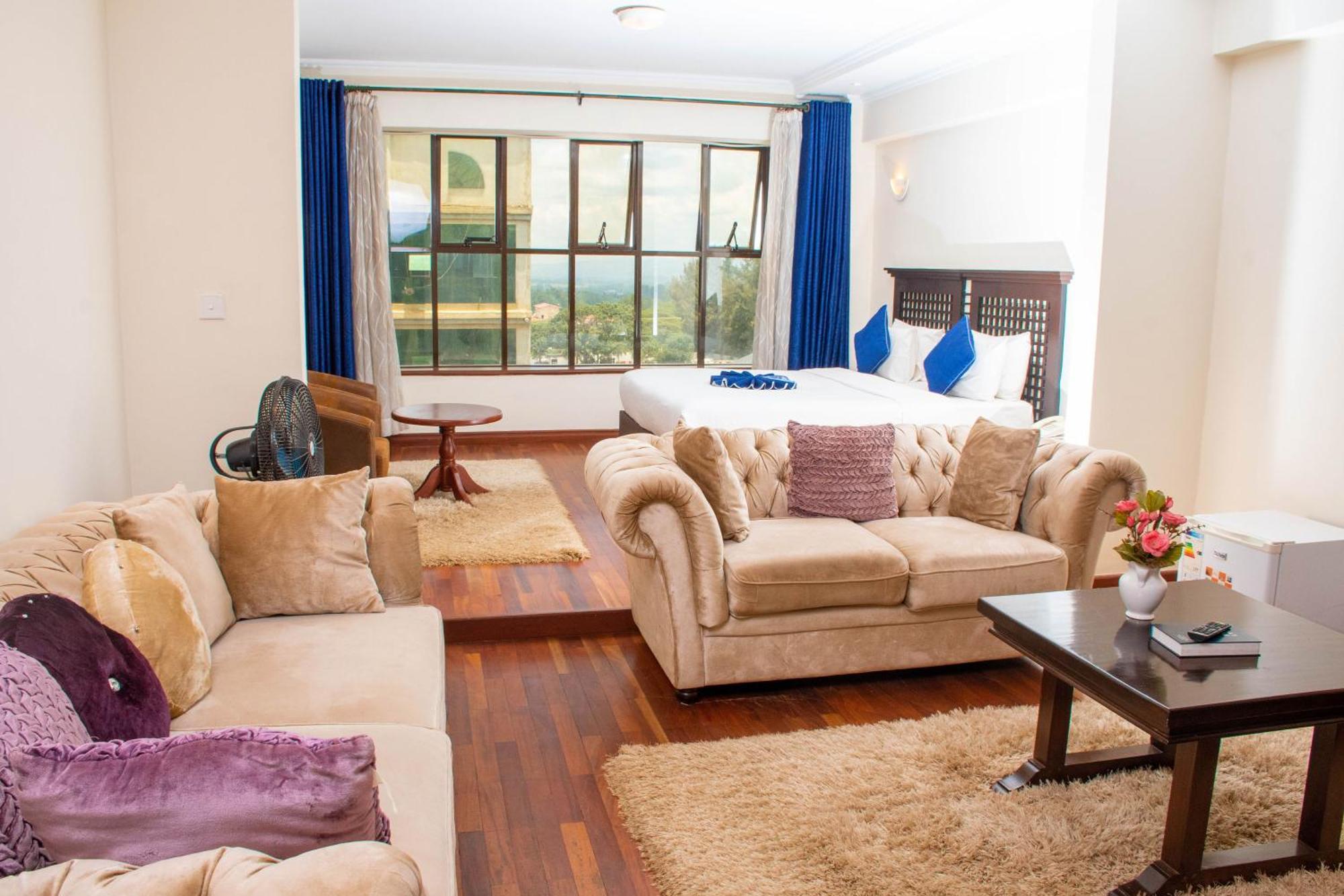 Cranes Suites Hotel Kitale Exterior photo